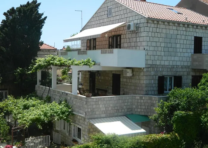 Apartments Brunor